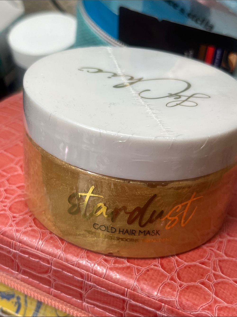 Stardust Gold Hair Mask - Shimmery Gold + White Jar